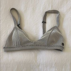 Billabong bikini top